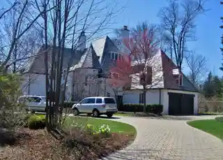 House at 380 Chiltern Drive--Deerpath Hill Estates