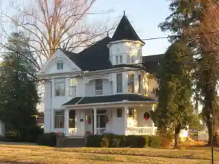 McMullin--Warren House