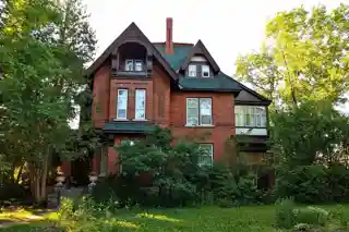 Bate-Fenton House