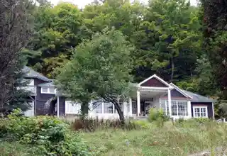 Hillside Lodge