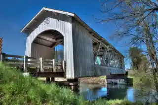 Thomas Creek – Gilkey Covered Bridge
