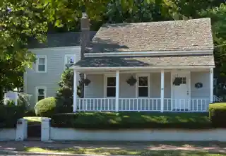Carll House