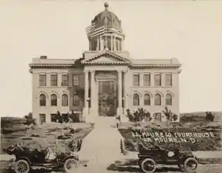 LaMoure County Courthouse