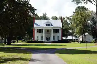 Bryan–Bell Farm