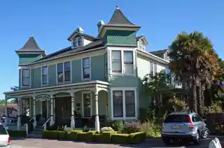 Centrella Inn