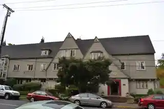 Alpha Phi Sorority House