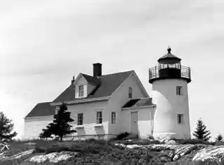 Pumpkin Island Light