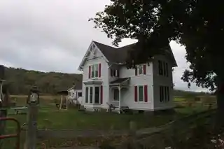 Maple Lawn Farm