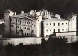Pishchalauski Castle
