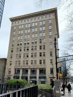 Glenn Building
