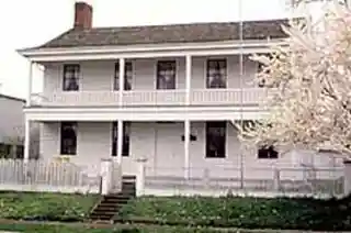 Thomas and Walter Monteith House