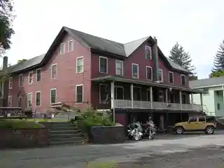 Shohola Glen Hotel