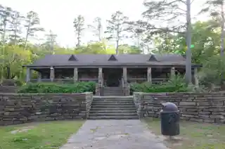 Cove Lake Bathhouse