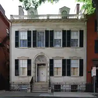 Hart-Cluett Mansion