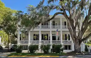 Rhett House Inn