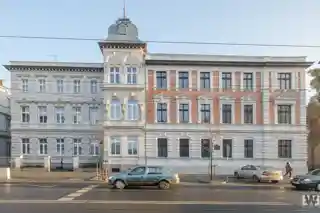 Hugo Hecht tenement