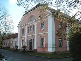 Stende Manor