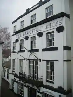 Beaufort Arms Hotel