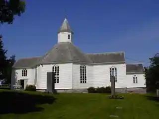 Aukra Church