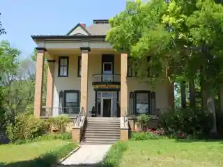 Floyd-Newsome House
