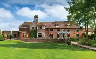 Dean's Place Hotel