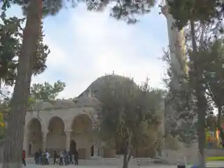 Laal Pasha Mosque