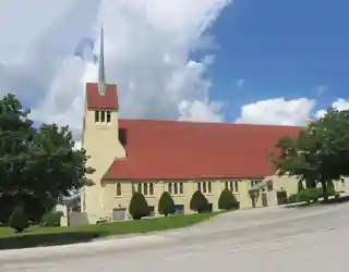 Holy Cross ChurchÉglise Sainte-Croix