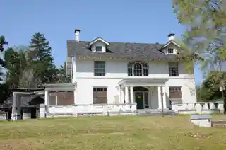 E. S. Ready House