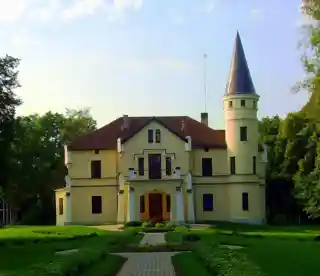 Bēne Manor