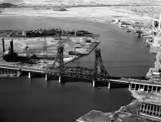 Lower Hack Lift Bridge