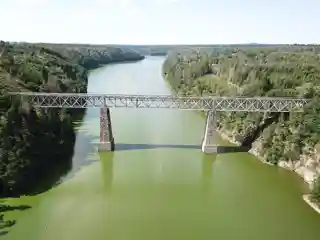 Červená Railway Bridge