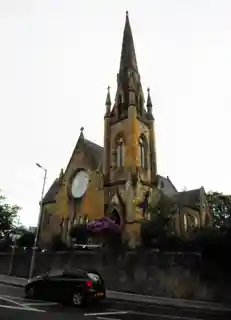 Lenzie Old