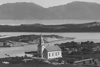 Løvøy Church