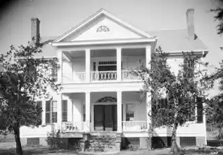 Hawthorne House