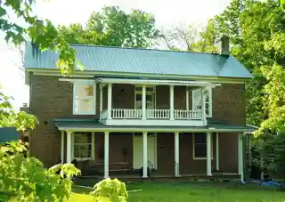 Hunt--Moore House