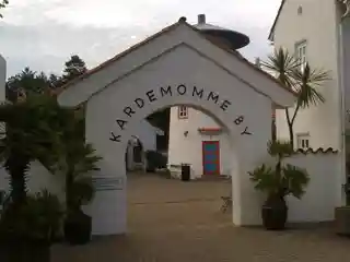 Cardamom Town