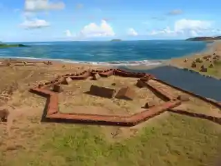 Pā'ula'ula State Historical Park (Russian fort)