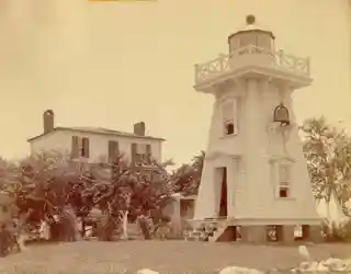 Jordan Point Light
