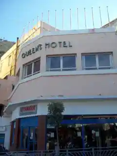 Queen's Hotel