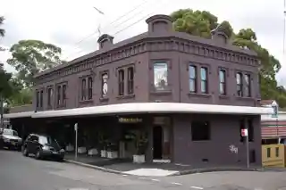 Royal Oak Hotel