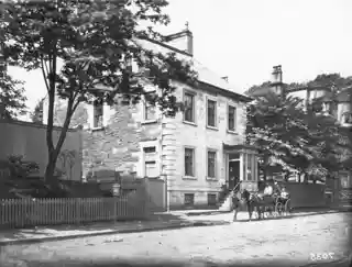 Henry House