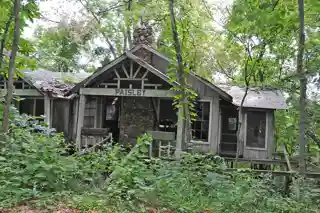 Blackwell--Paisley Cabin
