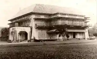 Woodneuk Palace