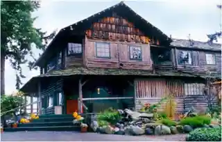 Captain Whidbey Inn