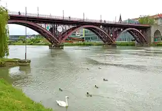 Old Bridge