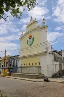 Praça Dr. Aristides Mílton Fountain