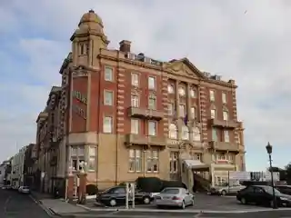 Queens Hotel