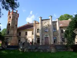 Šķēde Manor