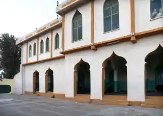 Jamia Mosque ()