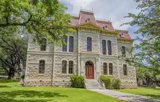 Sutton County Courthouse